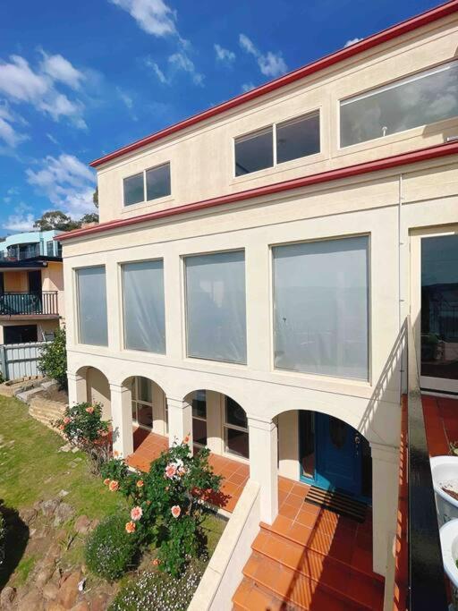 Millions View - Hobart Villa Sandy Bay Exterior photo